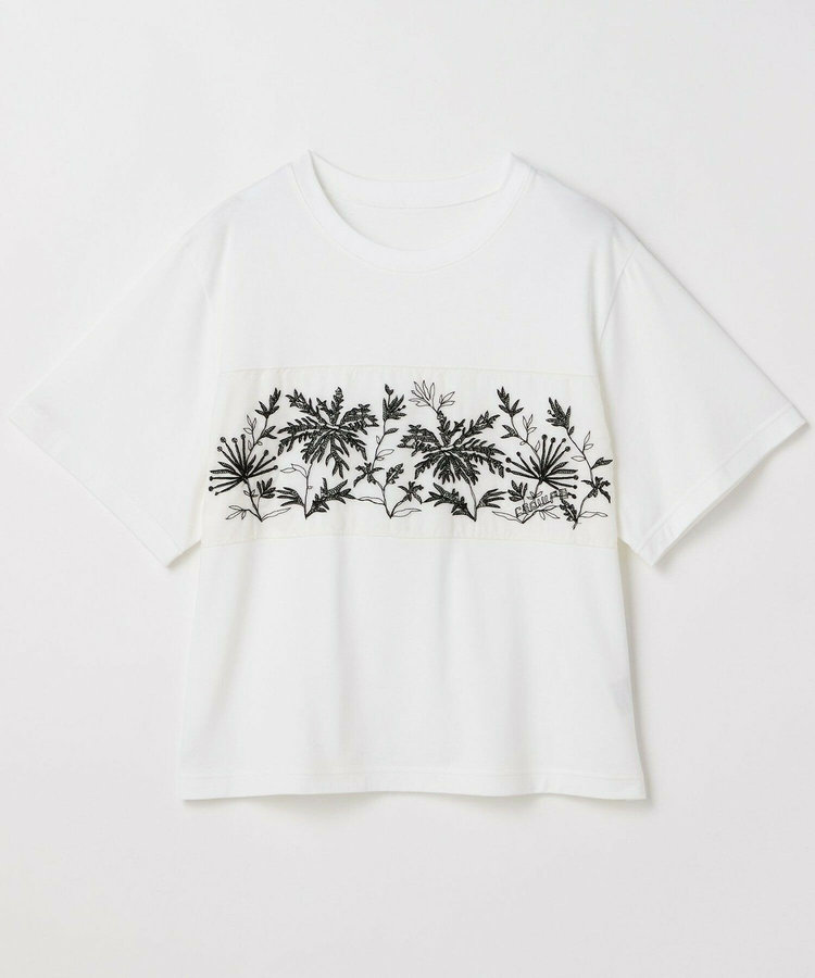 【大きいサイズ】オーガンジー刺繍Tシャツ