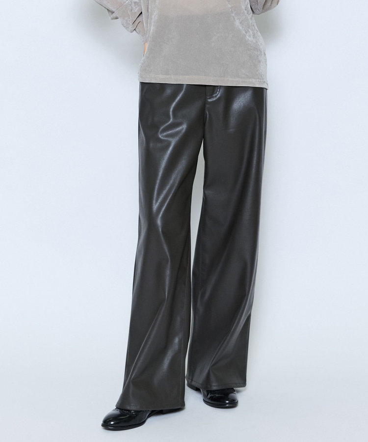 feerique フェイクレザーワイドパンツ