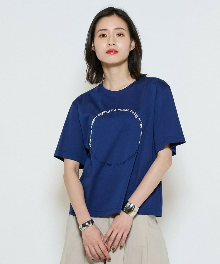 サークル刺繍Tシャツ