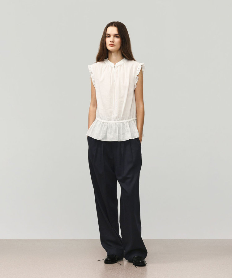 RAMIE COTTON SLEEVELESS FRILL BLOUSE / ラミーコットンスリーブレスフリルブラウス