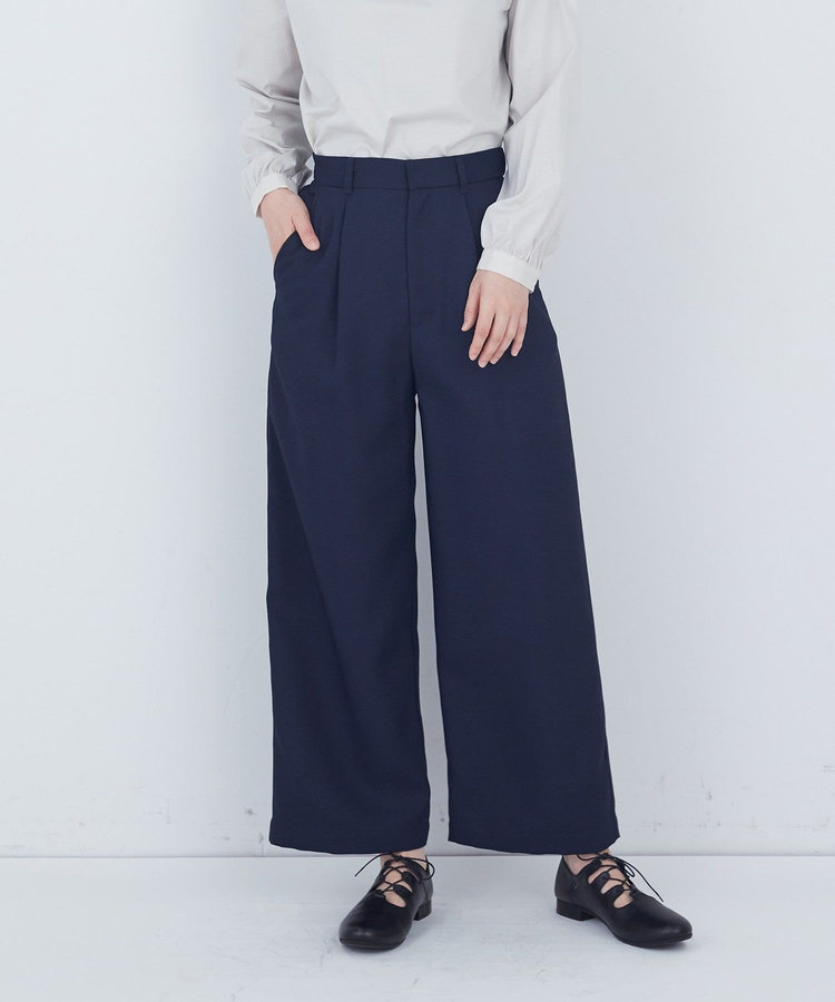 タックストレートパンツ