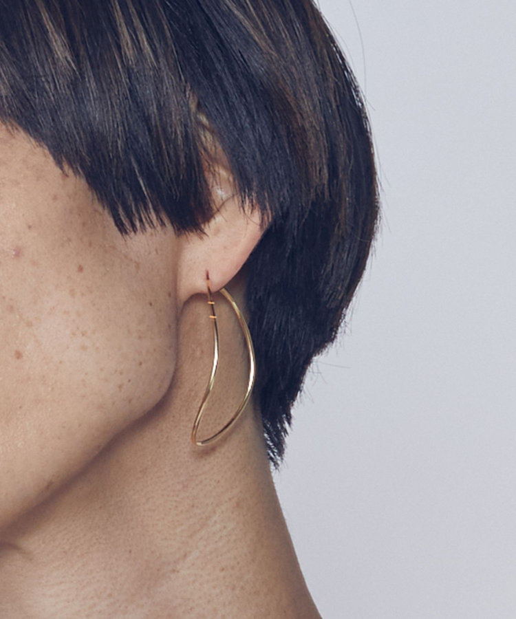＜BAR JEWERY（バー ジュエリー）＞"CONTOUR"ピアス（両耳）