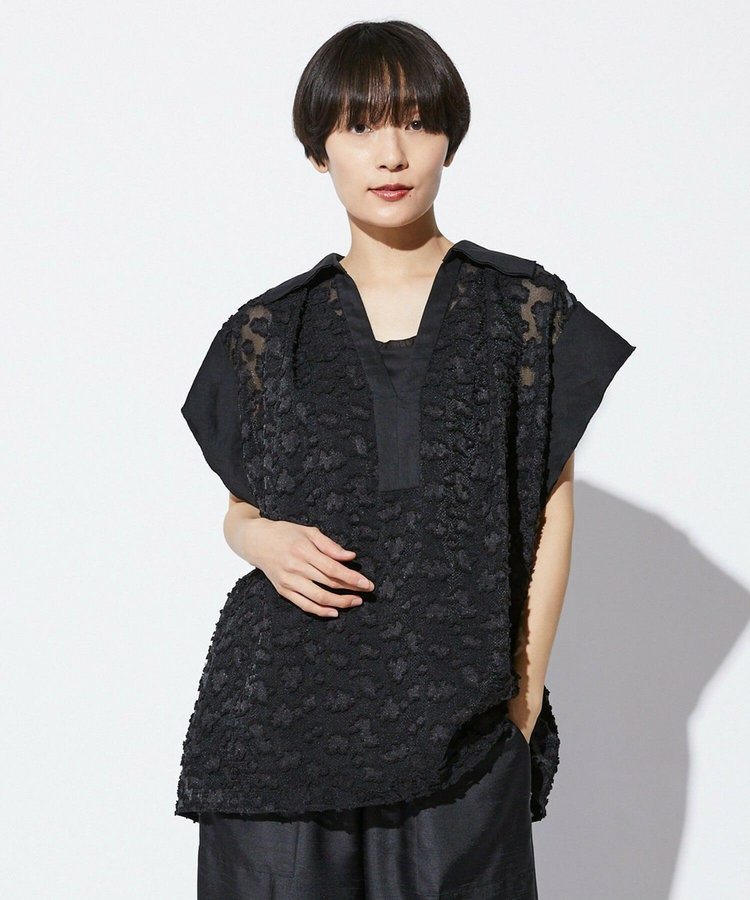 MOGA Collection　フラワーカットジャガードブラウス