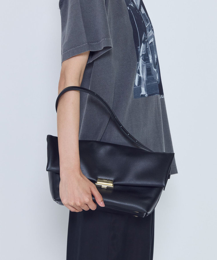＜PUNTI（プンティ）＞“GRAFT-FLAP"ショルダーバッグ