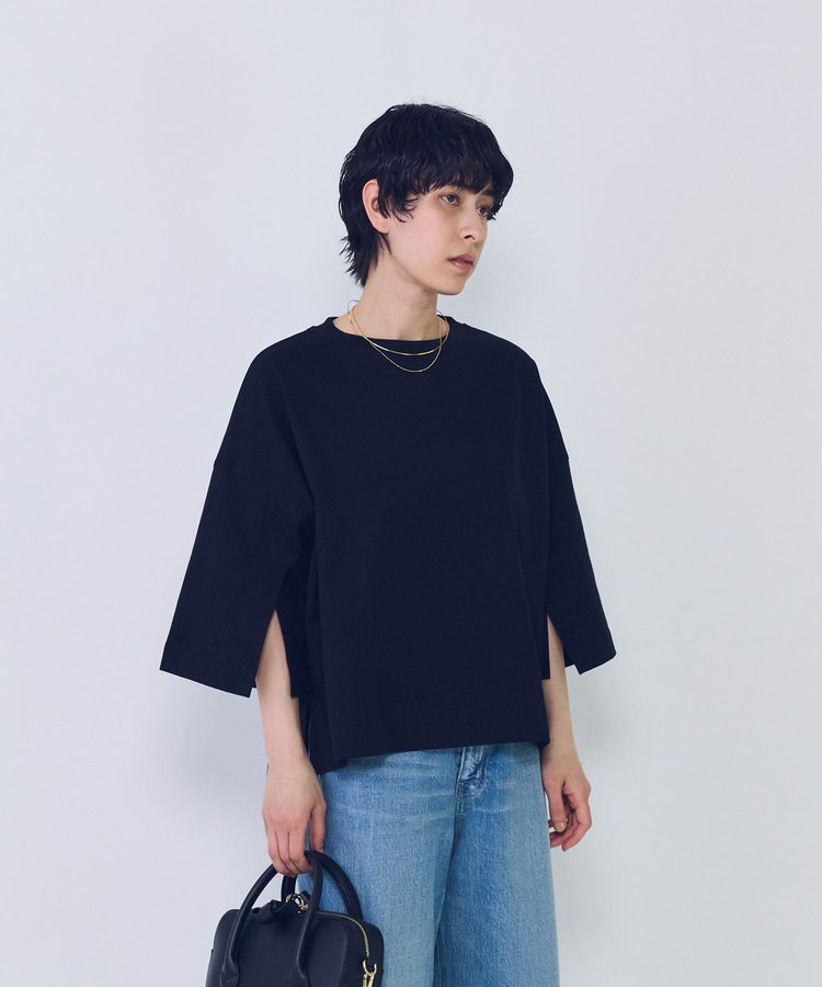 ＜COTHEBISMOKE (コグ ザ ビッグ スモーク)＞“NOELLA"Tシャツ